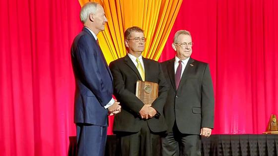 Don Gordon receiving Achievement level Governor’s Quality Award