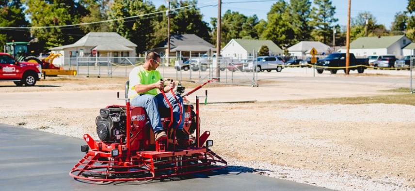 Allen Introduces the New HP105 High Performance Riding Trowel