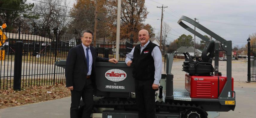 Marco Vignaroli, CEO of Messersi, with Jay Allen, CEO of Allen Engineering, at the AEC factory in Arkansas